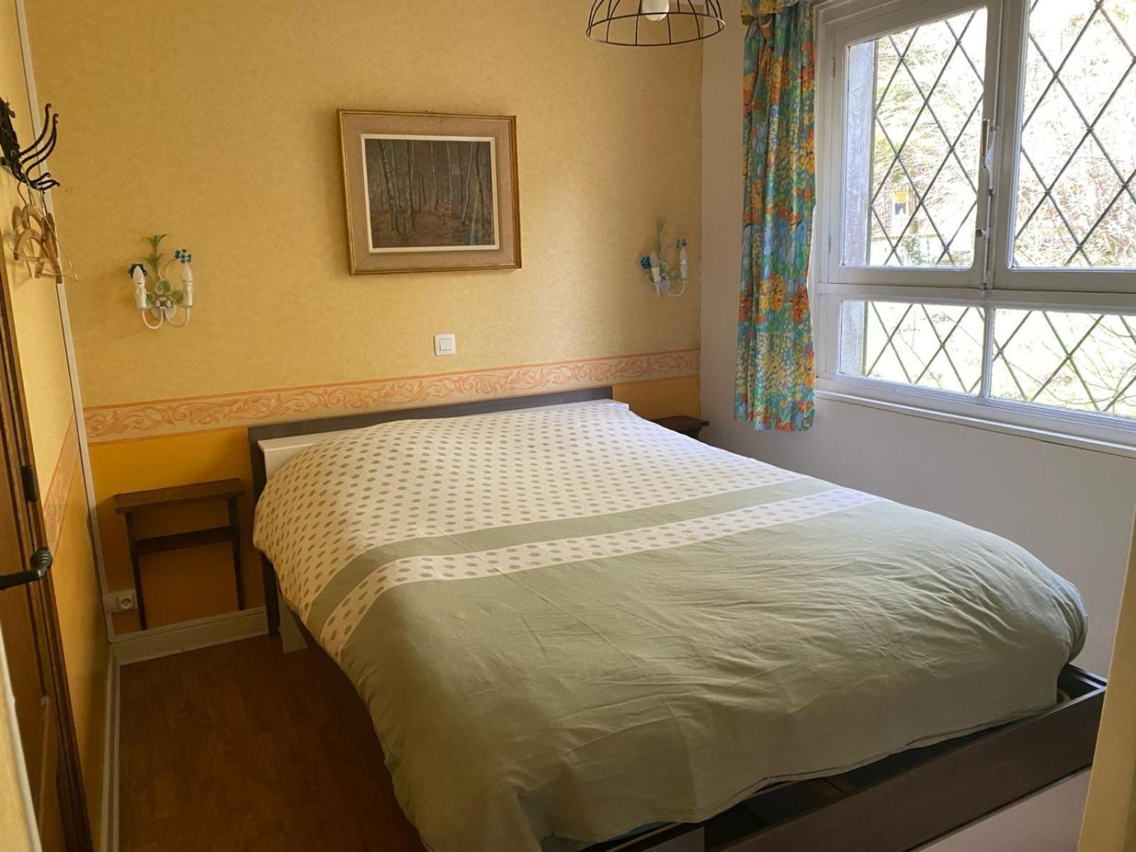 Propriete Bordee D'Etangs, Propice A La Detente Florenville Exterior foto